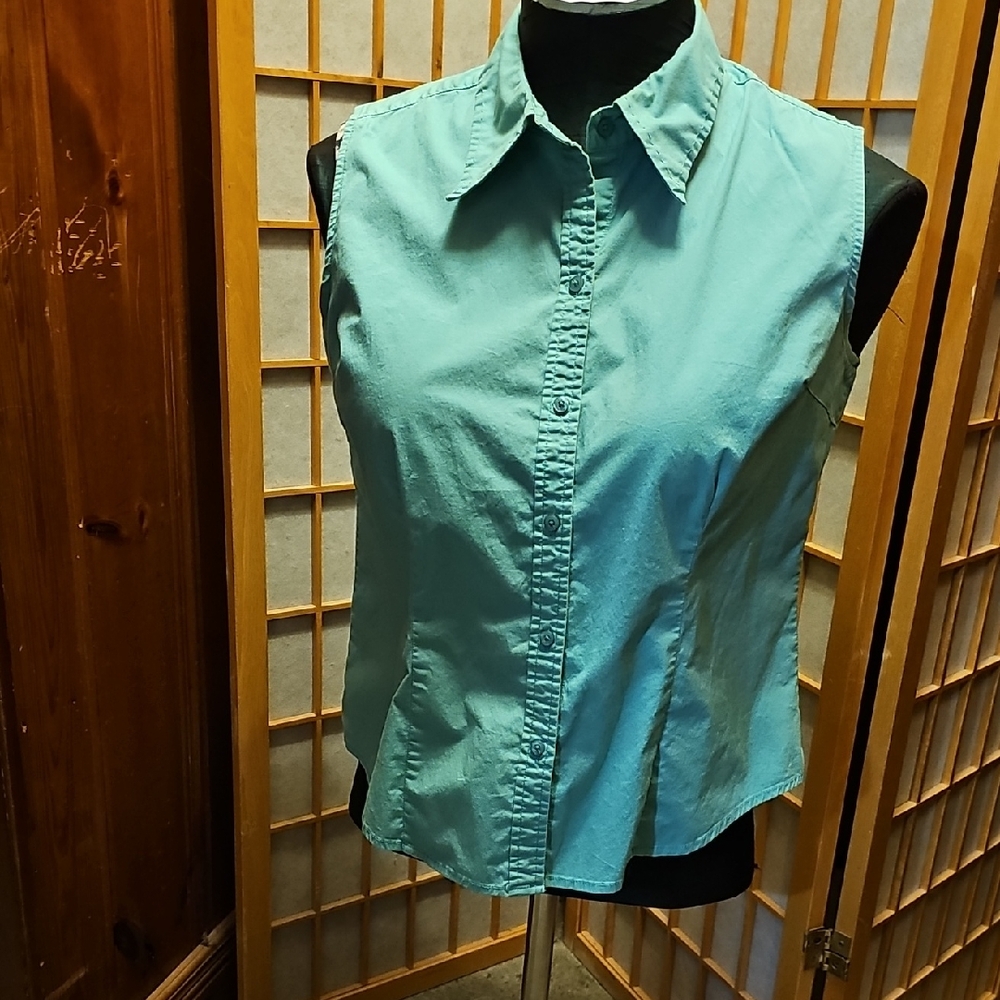 Merona Sleeveless Turquoise Button-Down Shirt